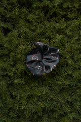 BLOSSOM SCRUNCHIE