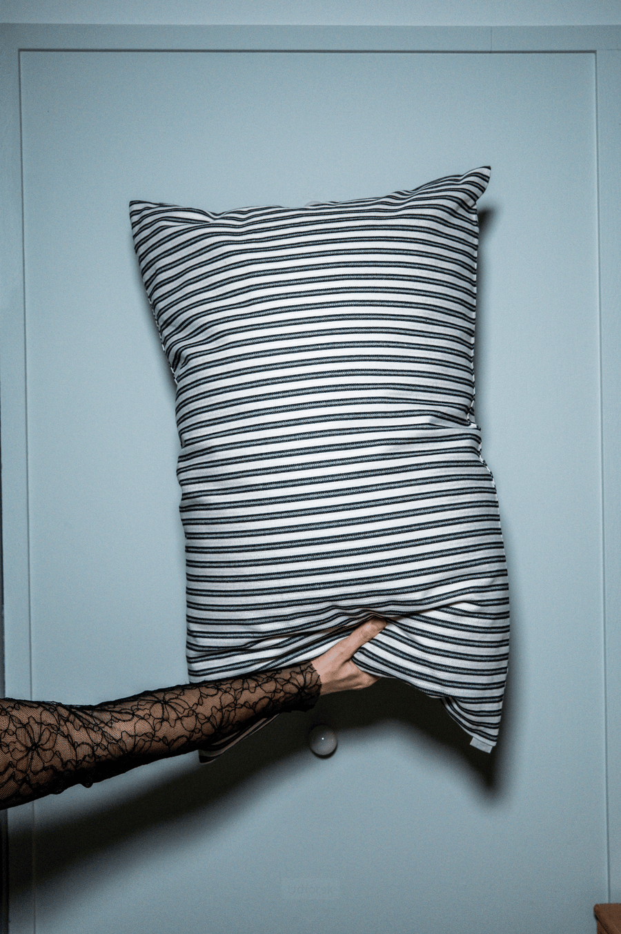 PILLOW 50x75 Natural/Black Joseph Copenhagen 